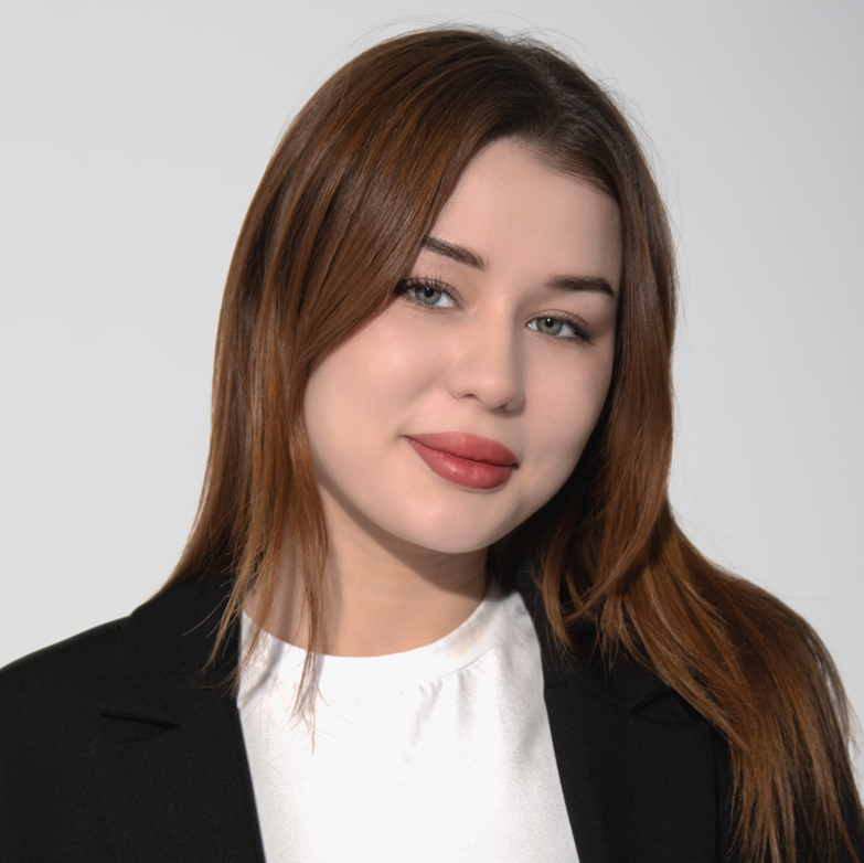 Алина