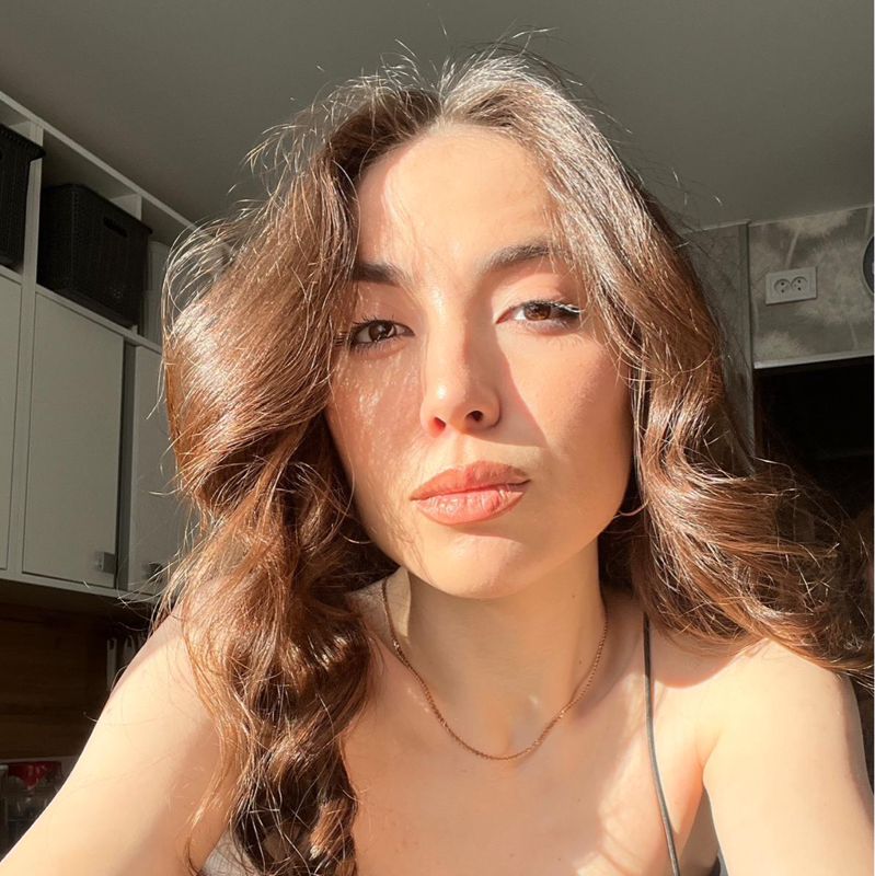 Алина