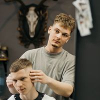 Виктор