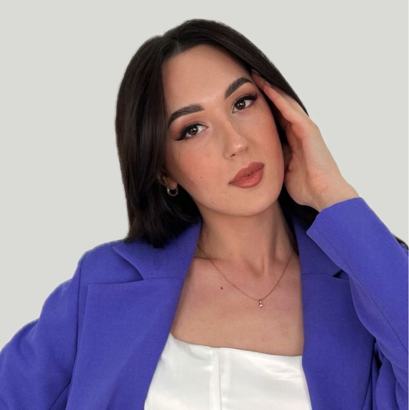 Русакова Арина