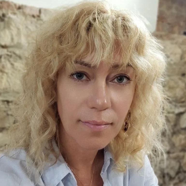 Аматуни Анна