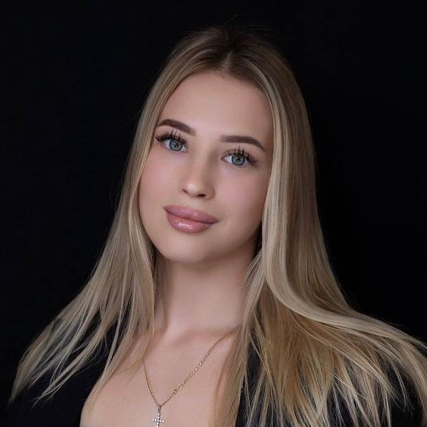 Алина