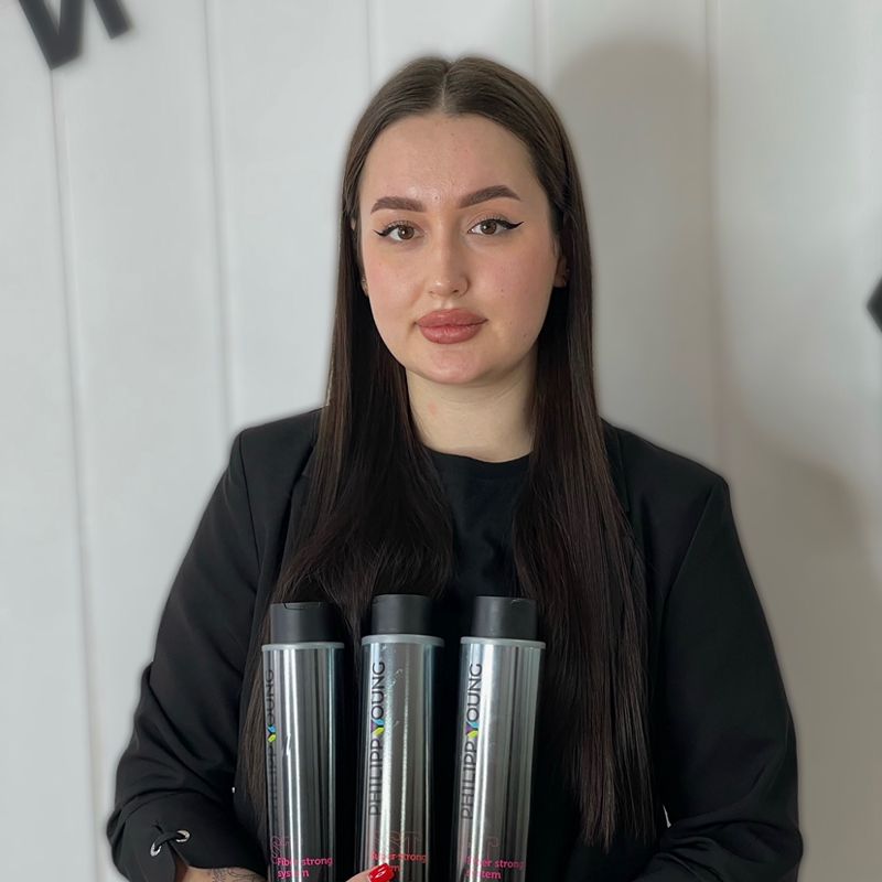 Полина