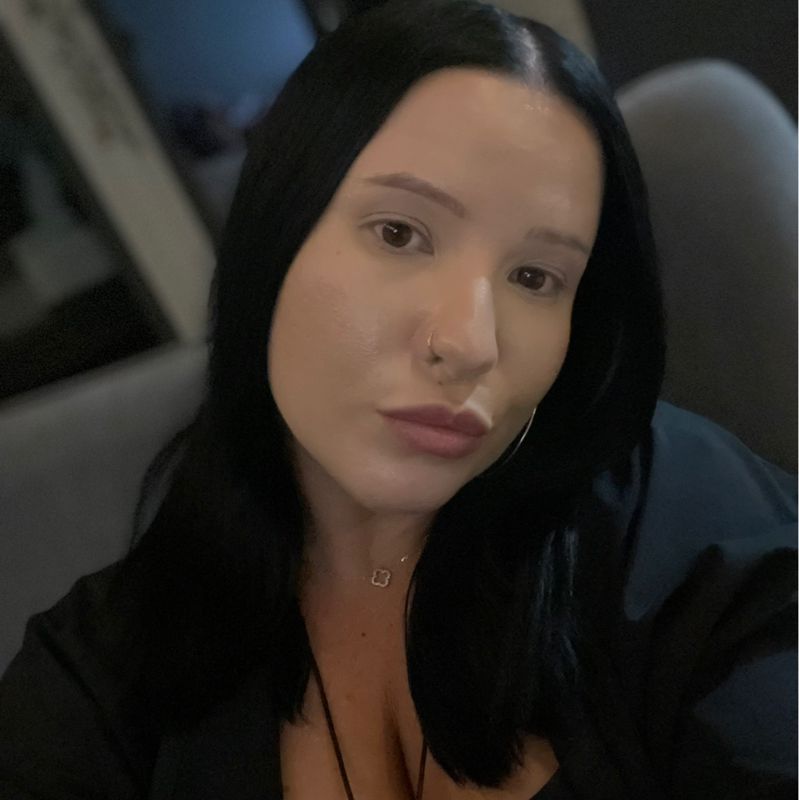 Полина