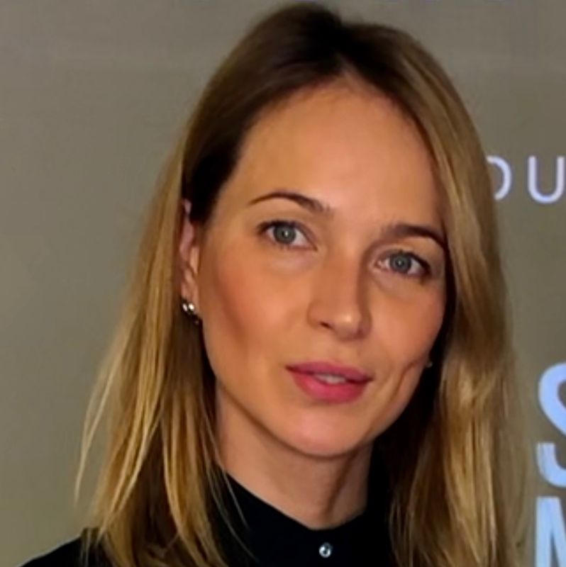Сарапулова Елена