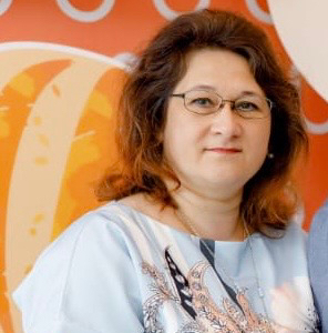 Бархонова Елена