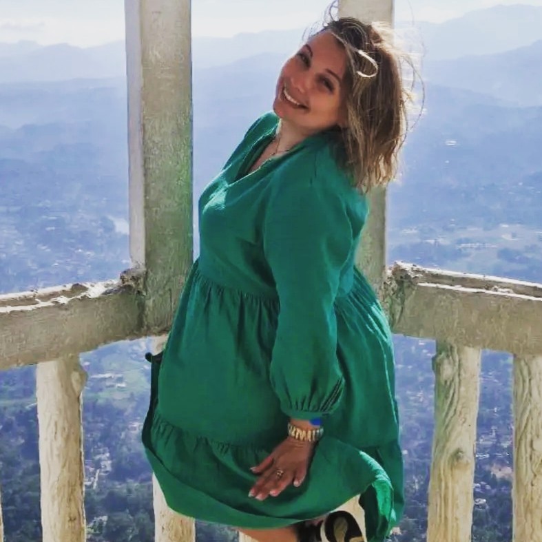 Алина