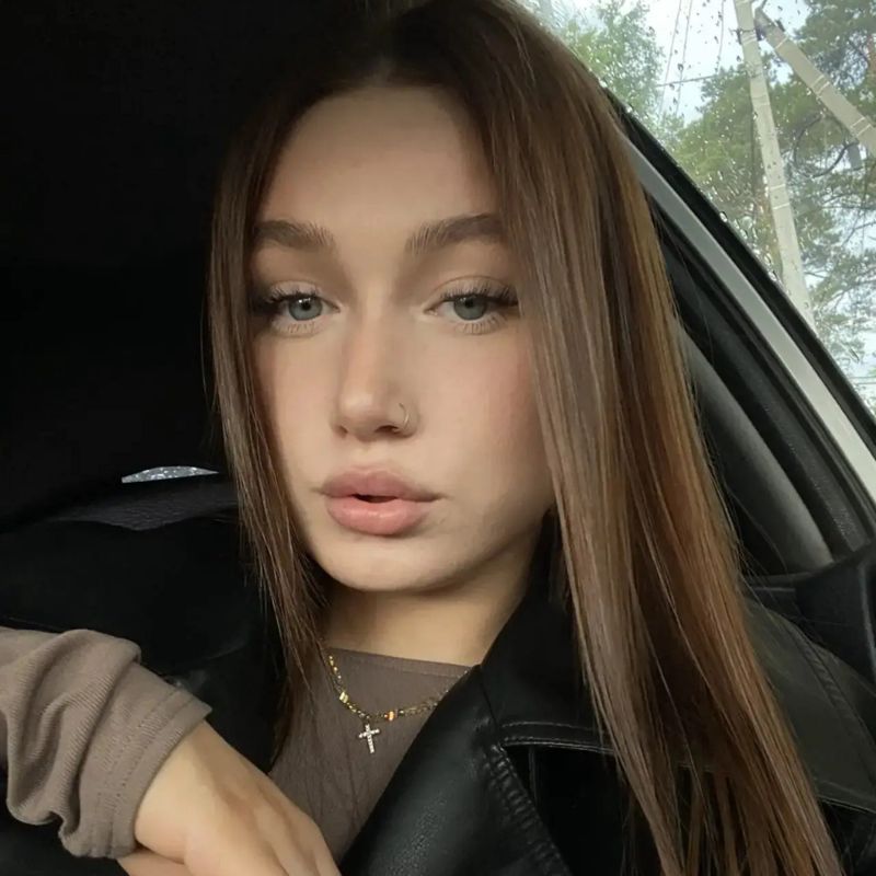Полина