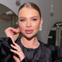 Алина
