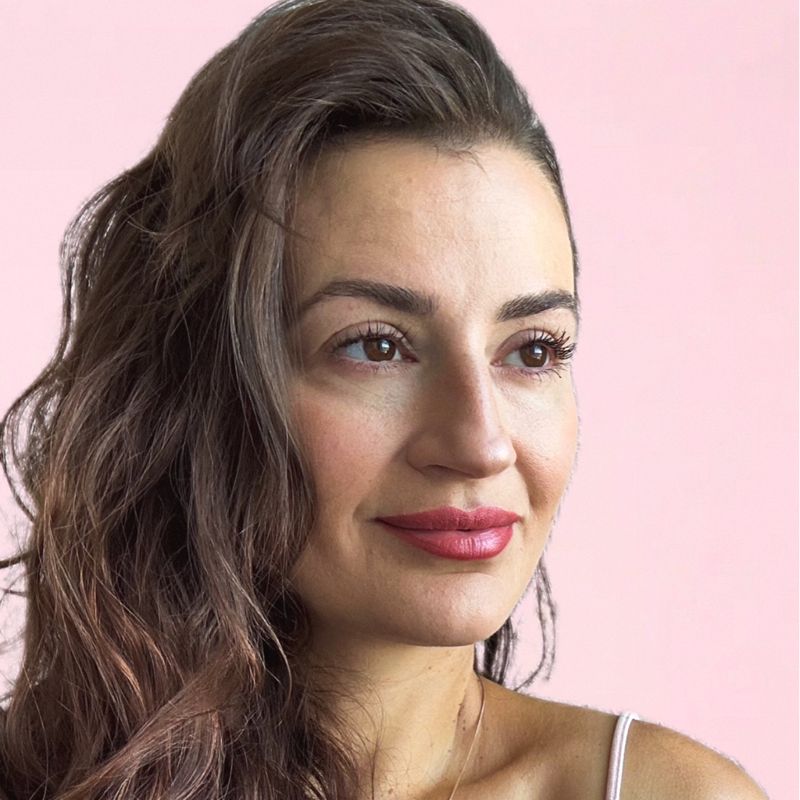 Алина