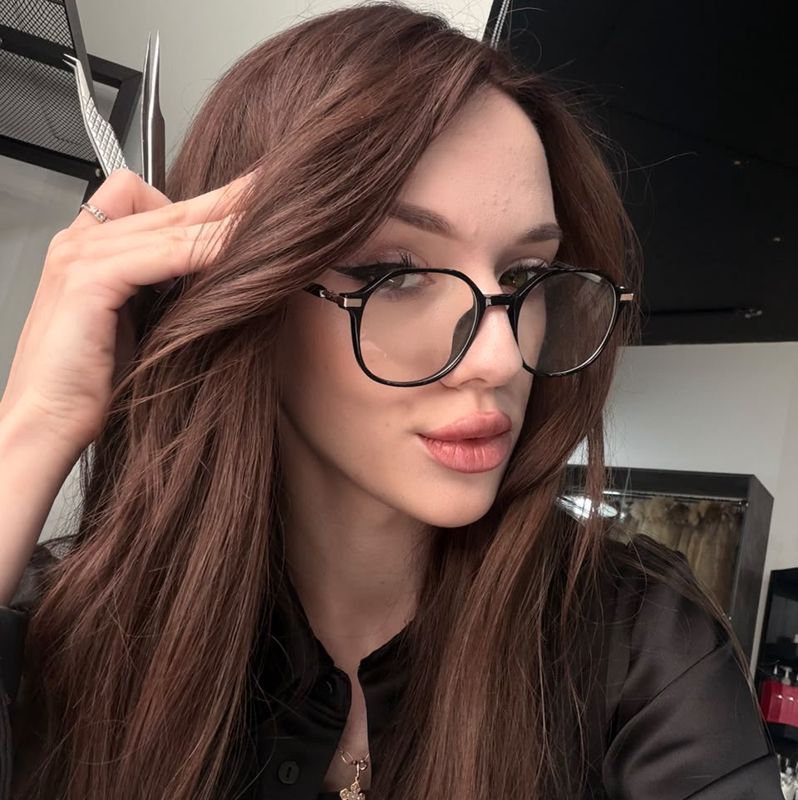 Полина