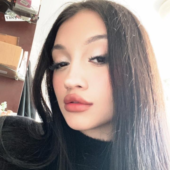 Полина