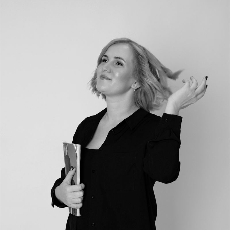Анна Калашникова