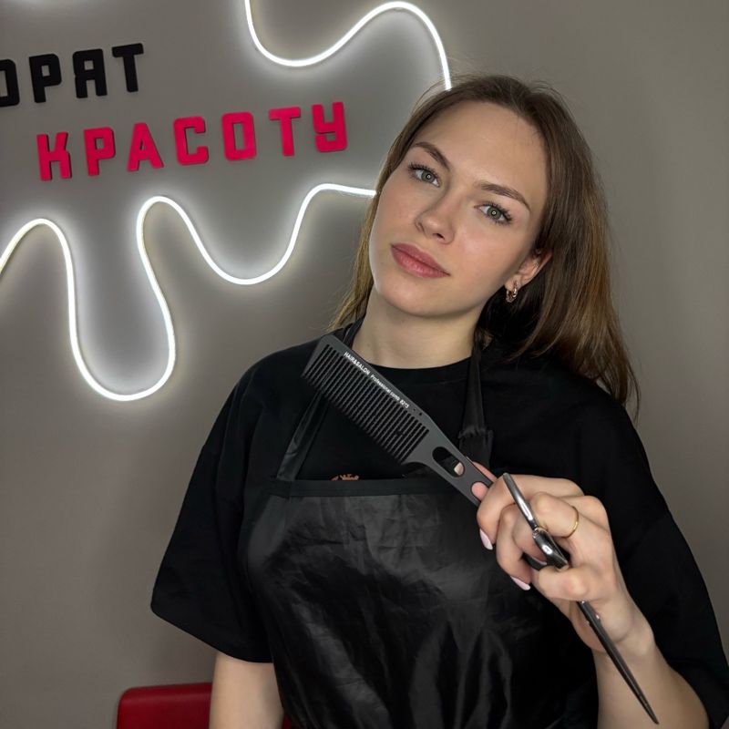 Суханова Полина