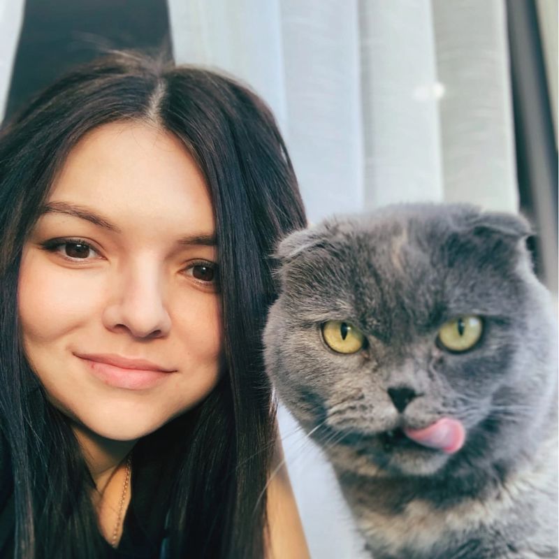 Юля