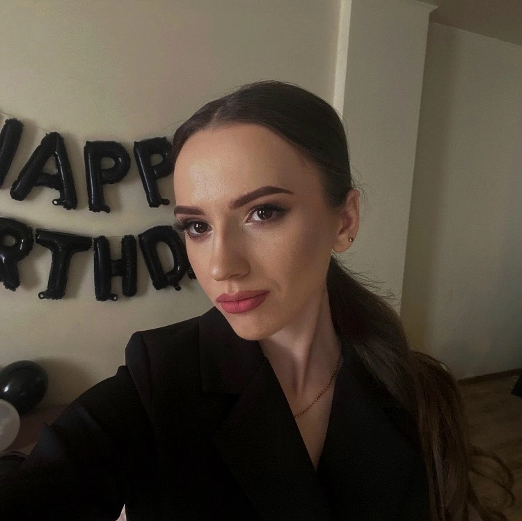 Алина