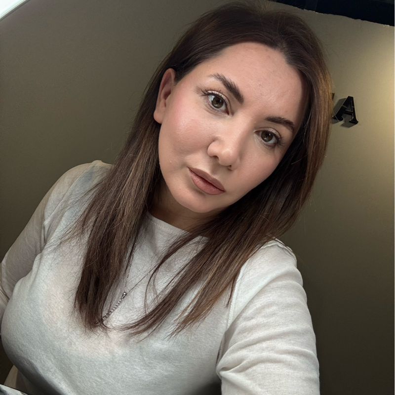 Ани