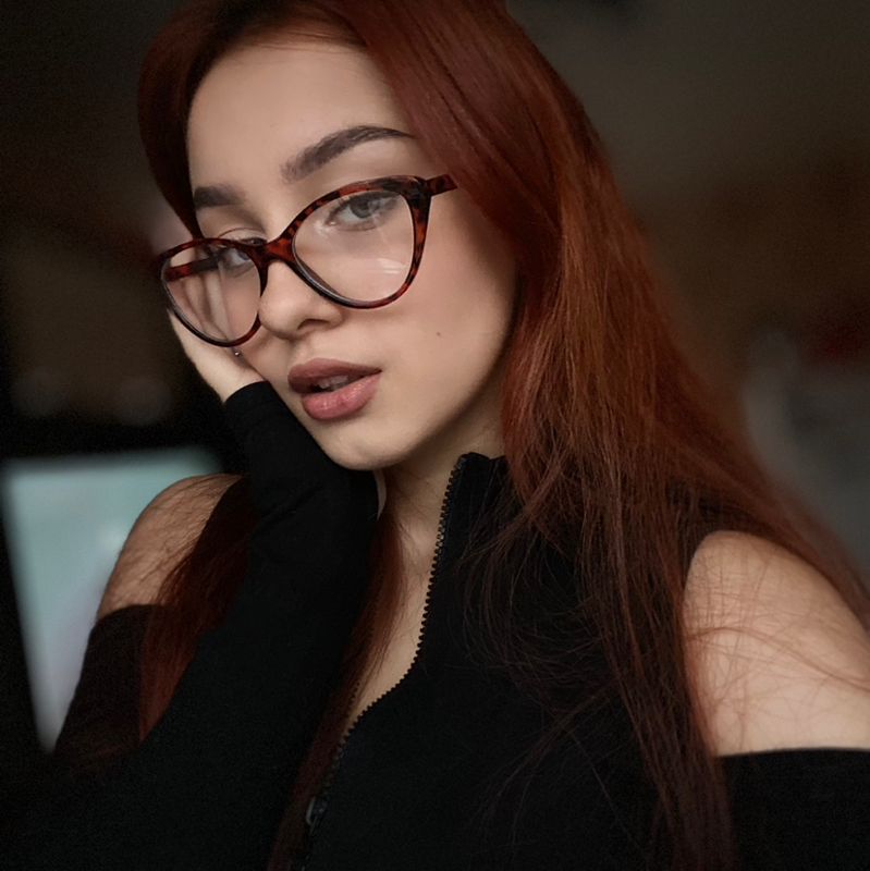 Ирина (брови)