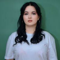 Опарий Ангелина
