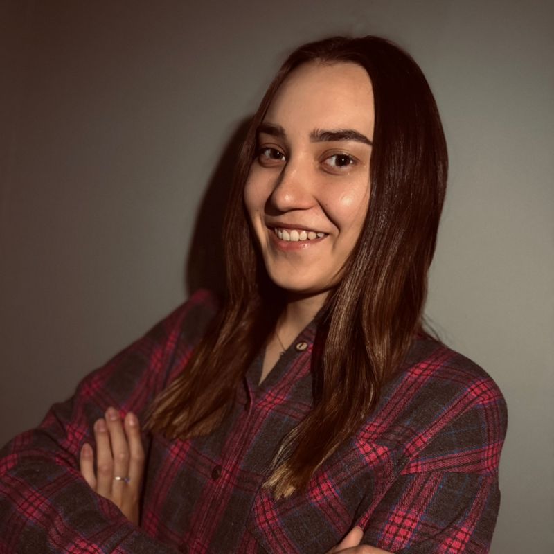 Полина