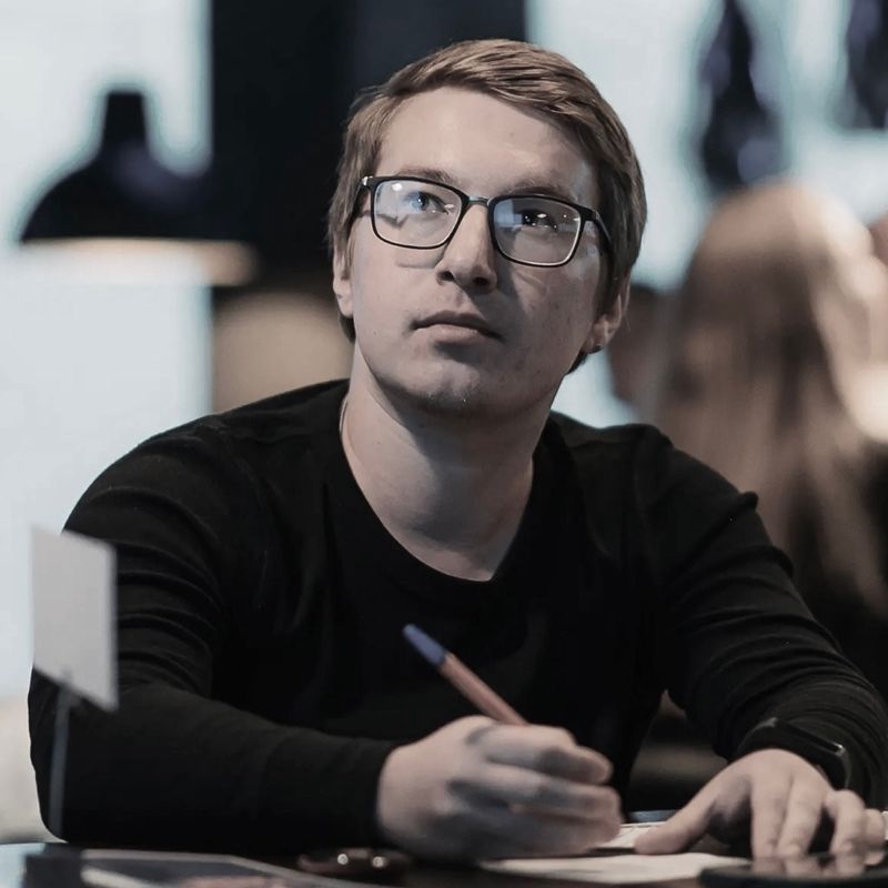 Перевалов Евгений