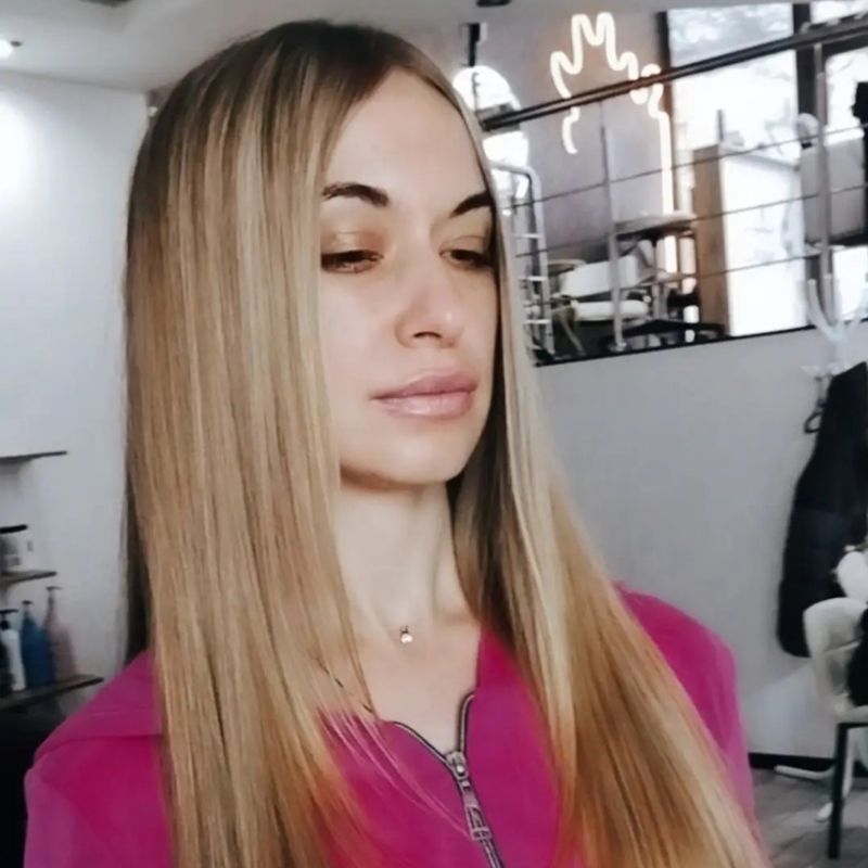 Аня