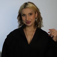 Акопян Арпине