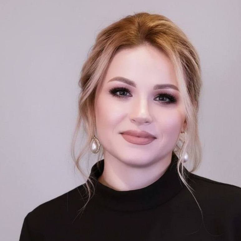 Богданова Елена