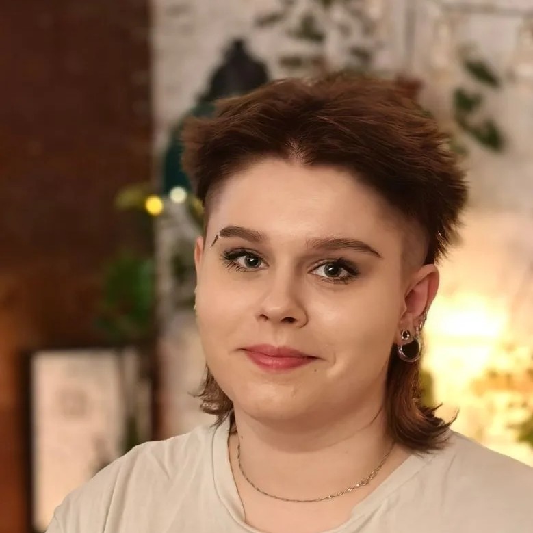 Яна