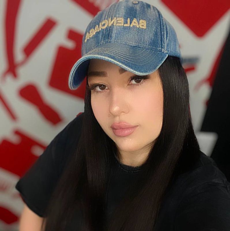 Ани