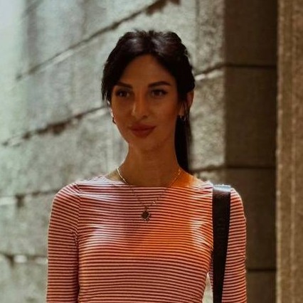 Алина