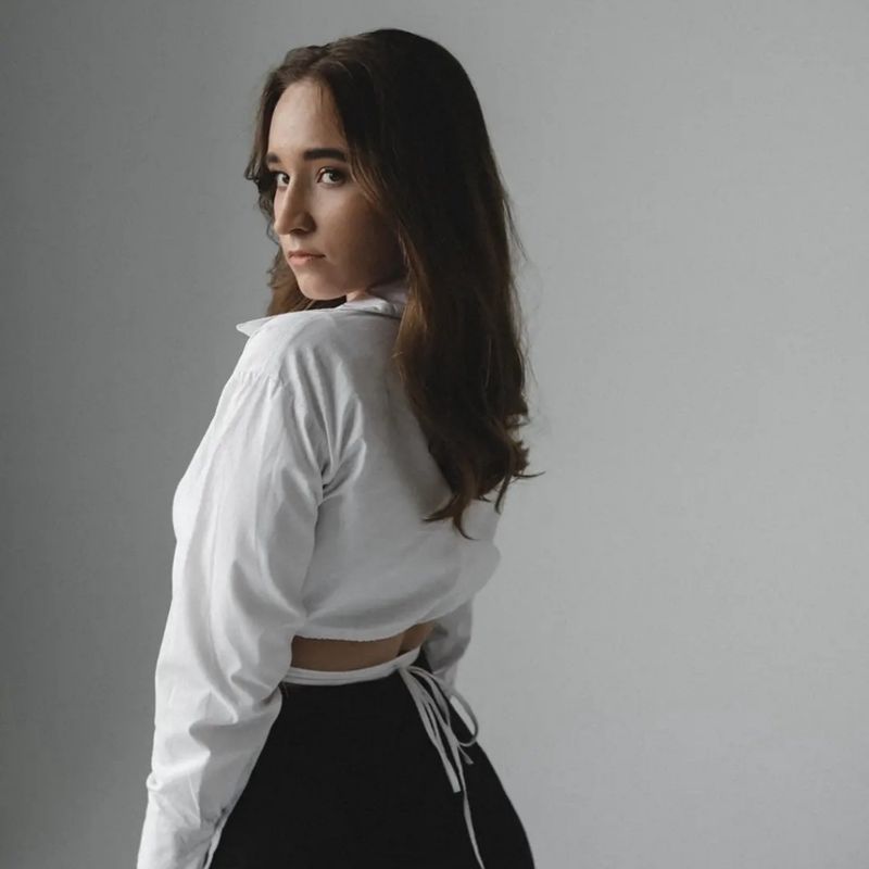 Алина