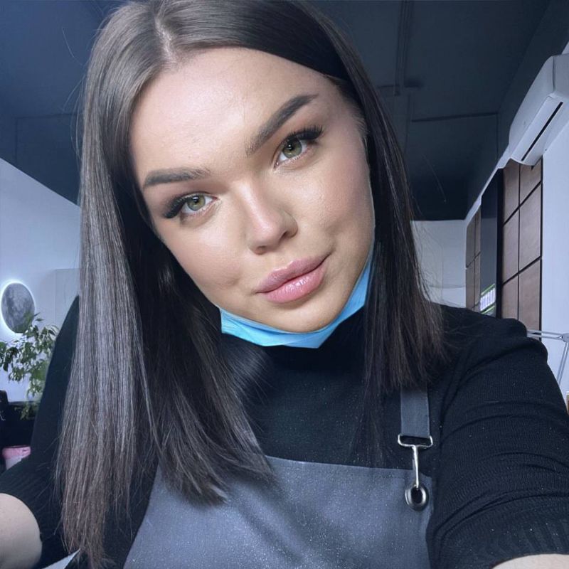 Полина