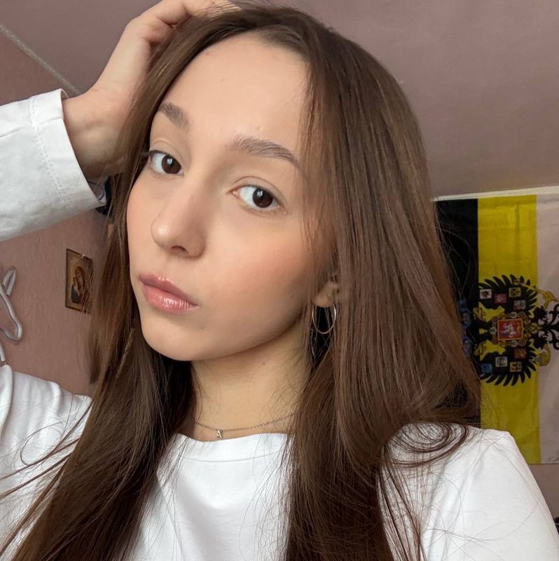 Чахлова Арина