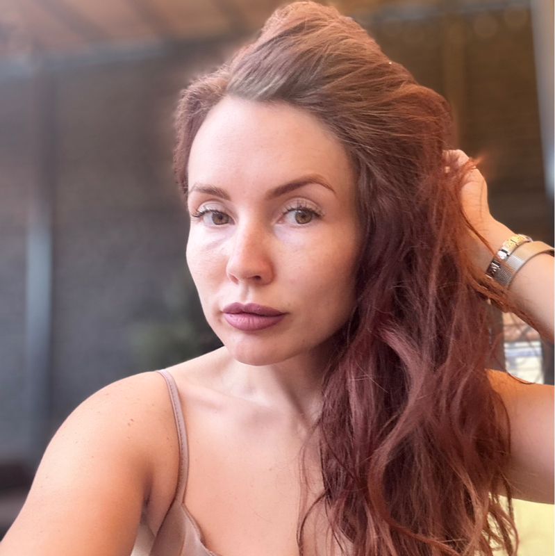 Марина Бонд