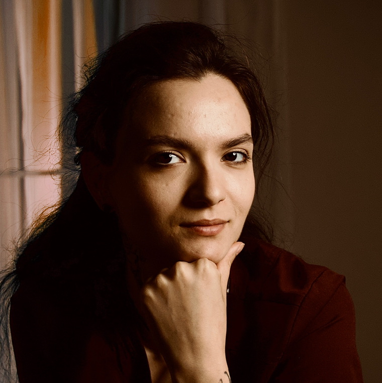 Полина