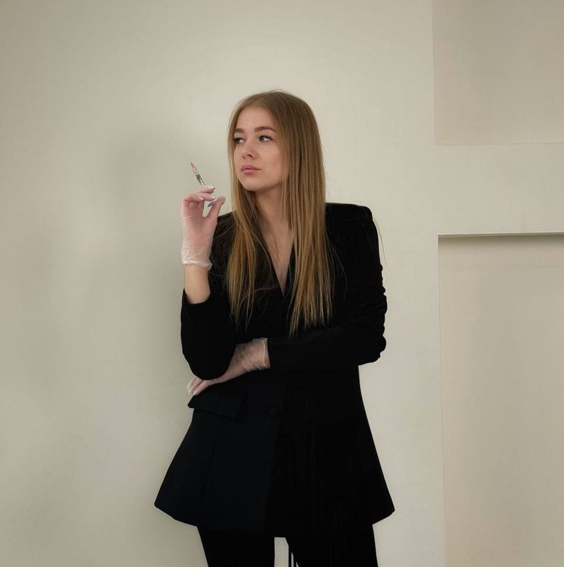 Леонова Анастасия