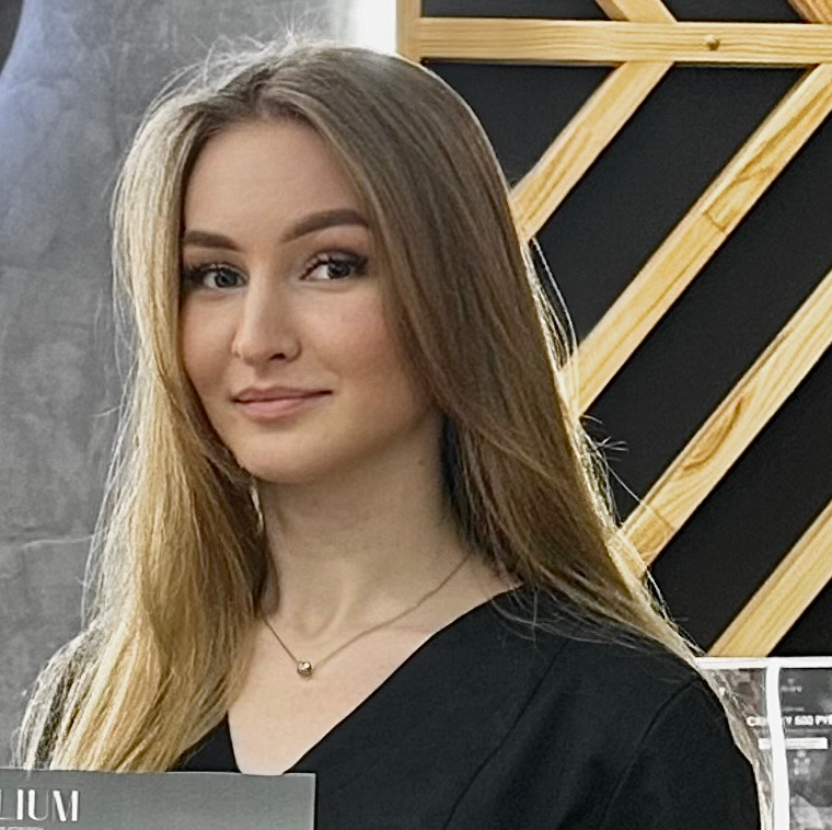Минеева Юлия
