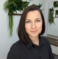 Суворова Жанна