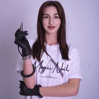 Полина