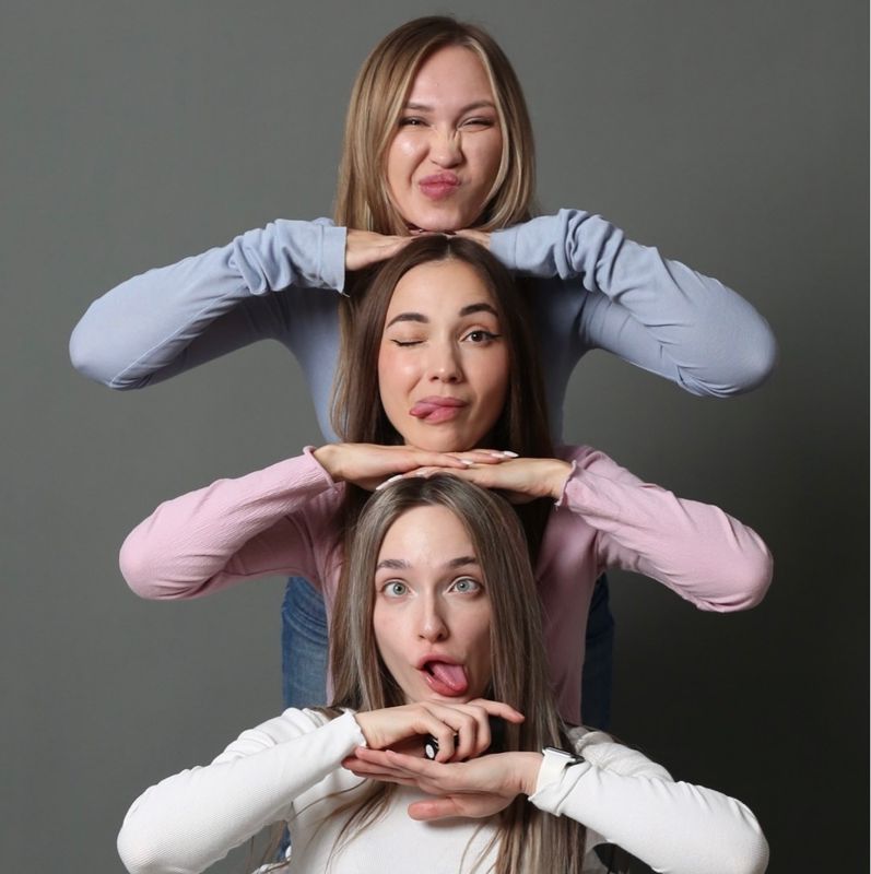 Темно-серый фон
