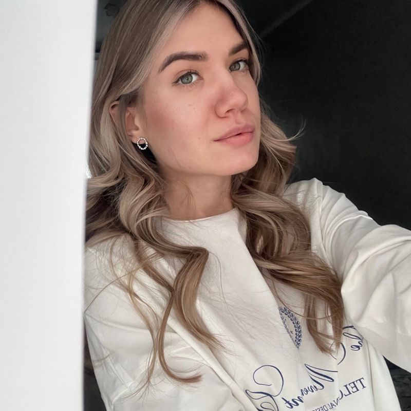 Яна
