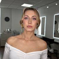 Медведева Анна