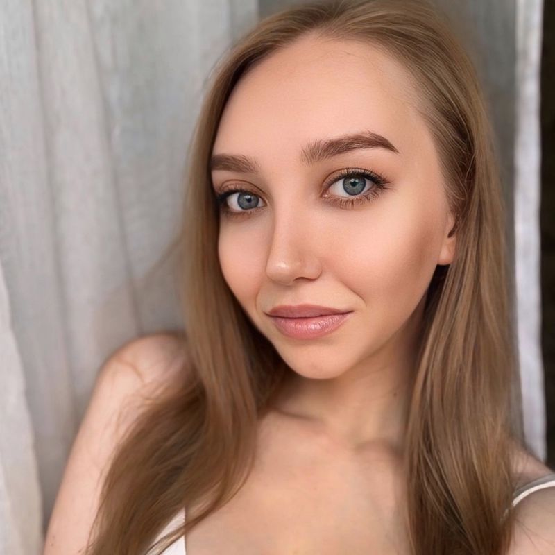 Яна