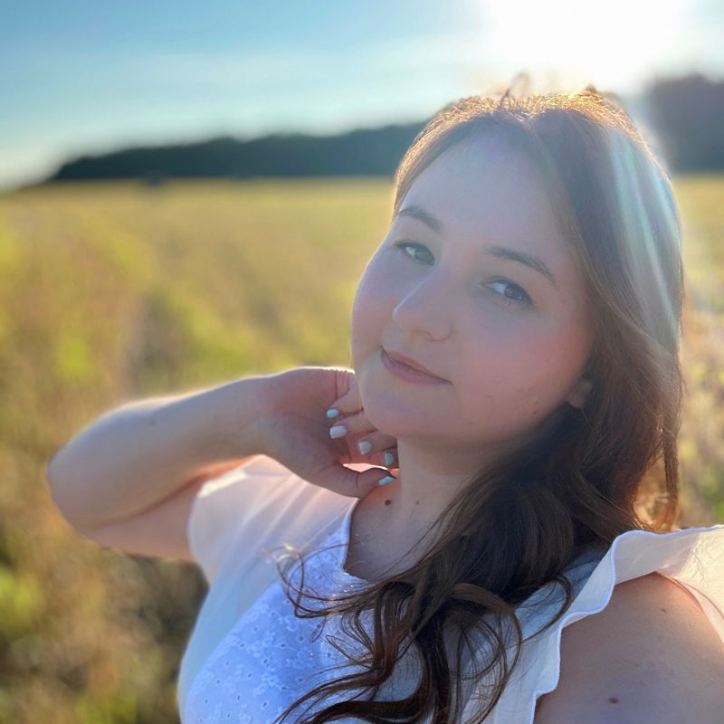 Попович Алина