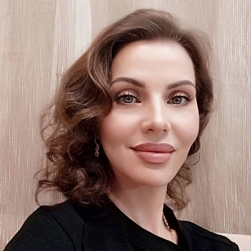 Онищенко Елена