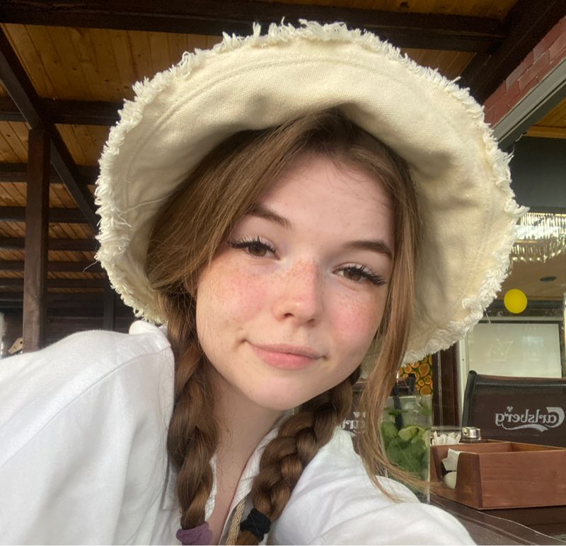 Суворова Елизавета