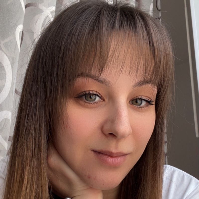 Новокрещенова Анастасия