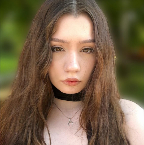 Полина