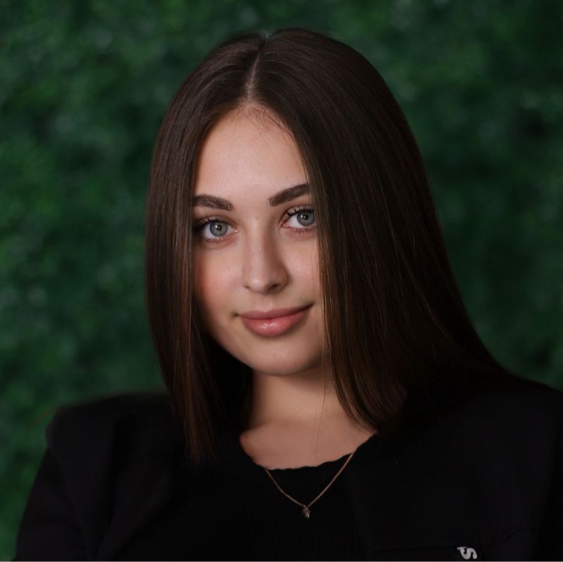 Комарова Анастасия